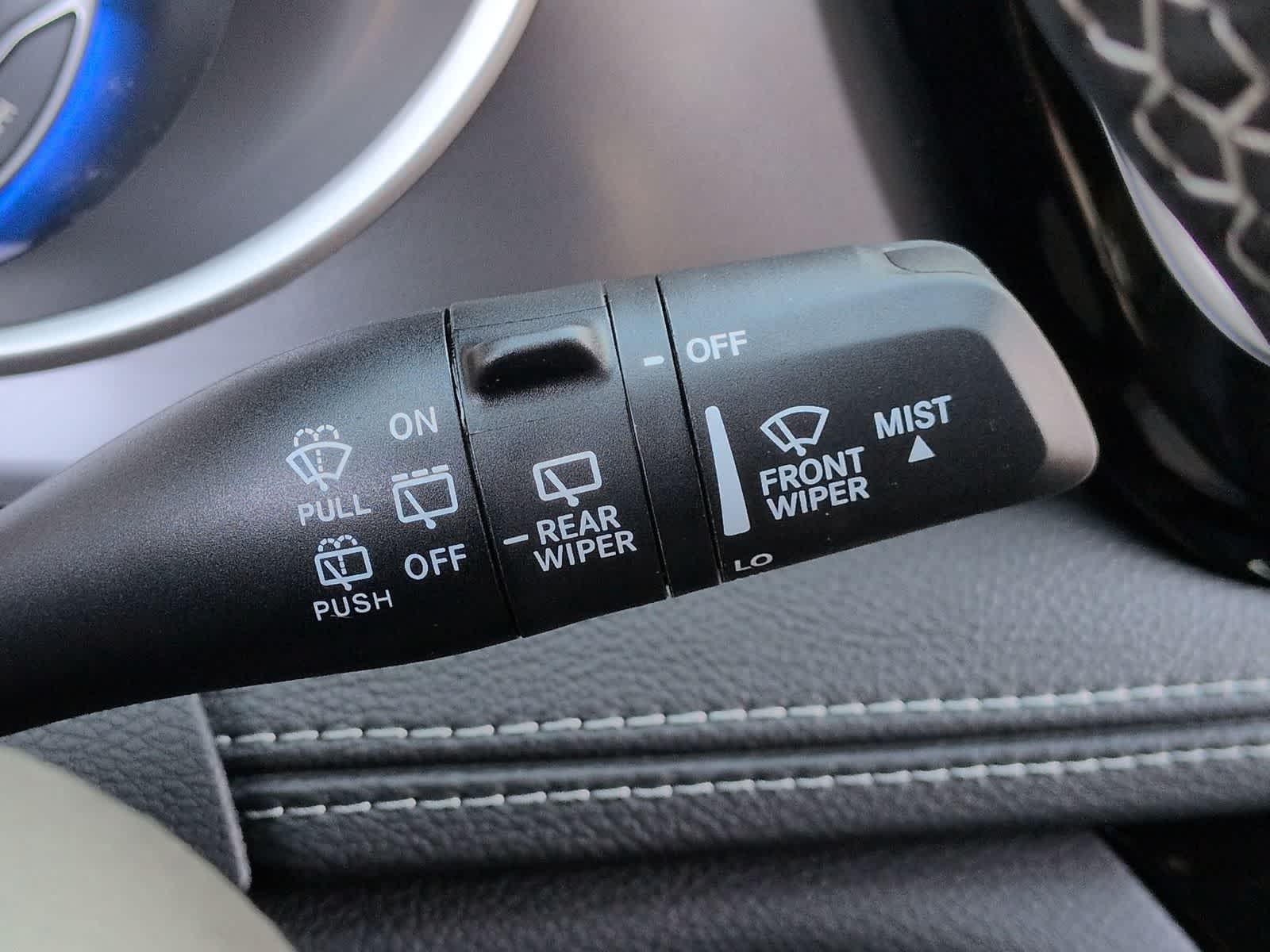 Thumbnail: 2026 Chrysler Pacifica - 26