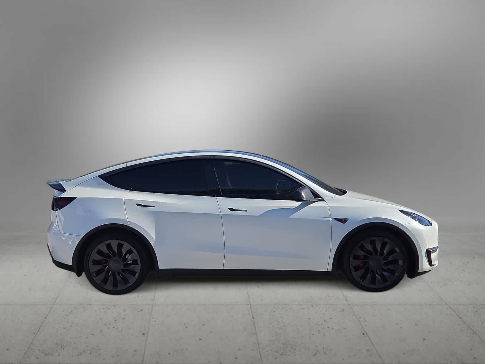 Thumbnail: 2022 Tesla Model Y - 10