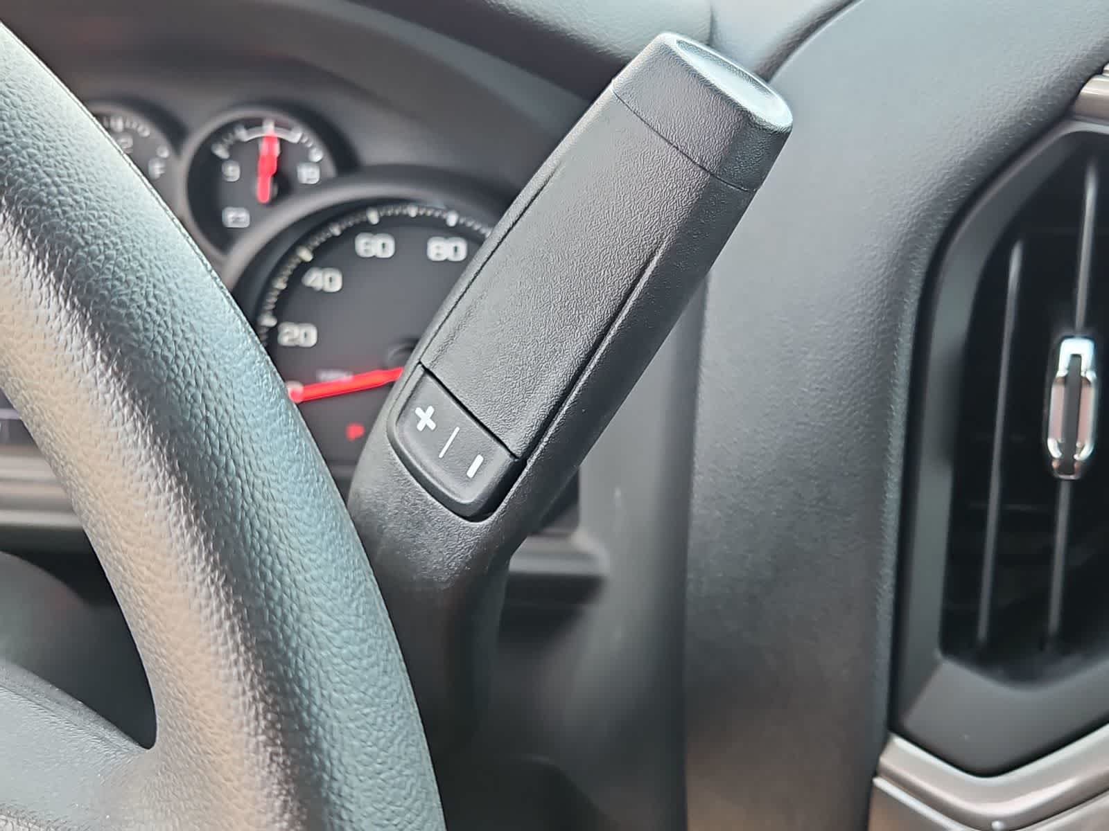 Thumbnail: 2025 Chevrolet Silverado 1500 - 31