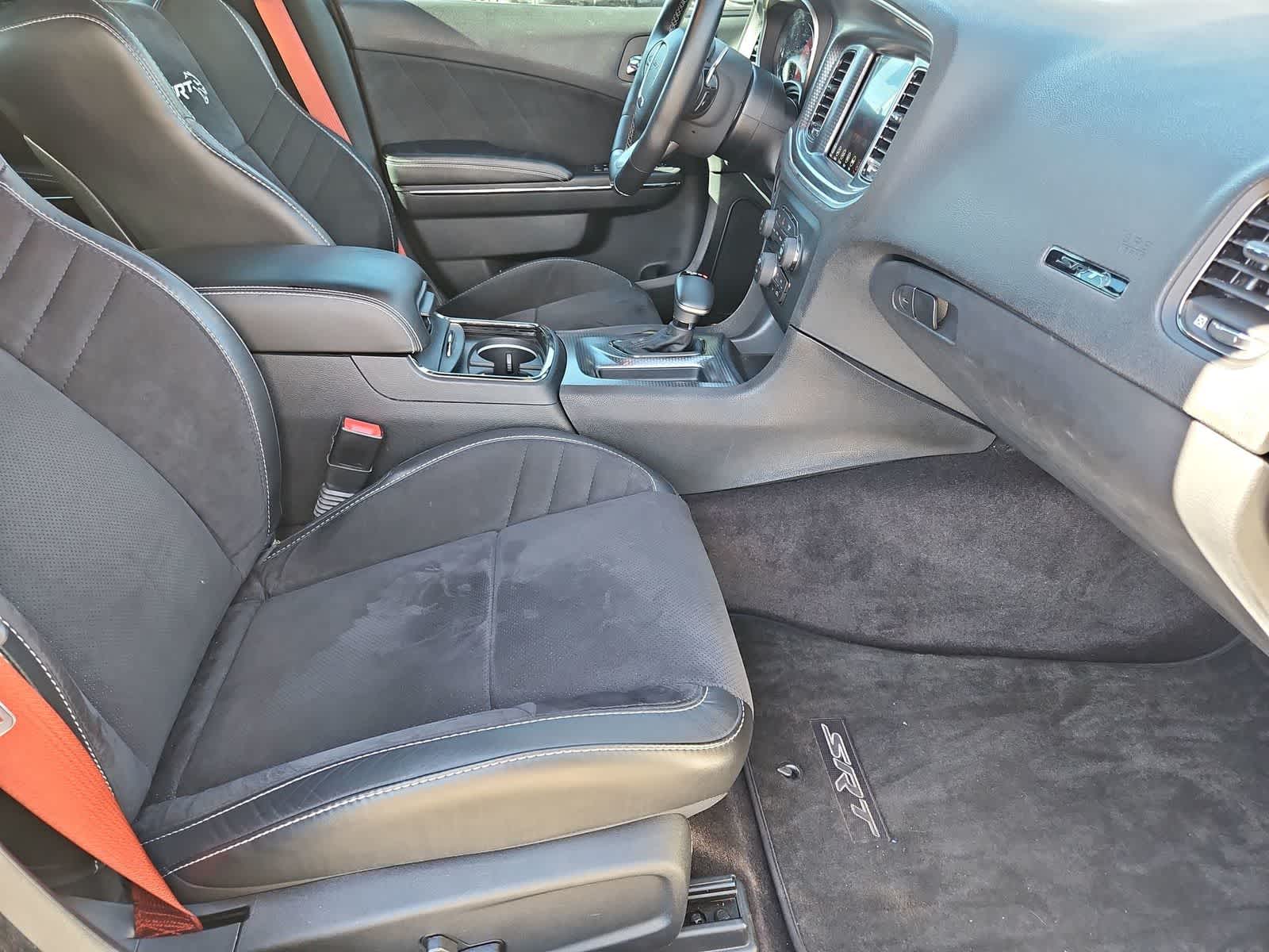 Thumbnail: 2017 Dodge Charger - 22