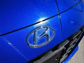 Thumbnail: 2023 Hyundai Elantra - 16