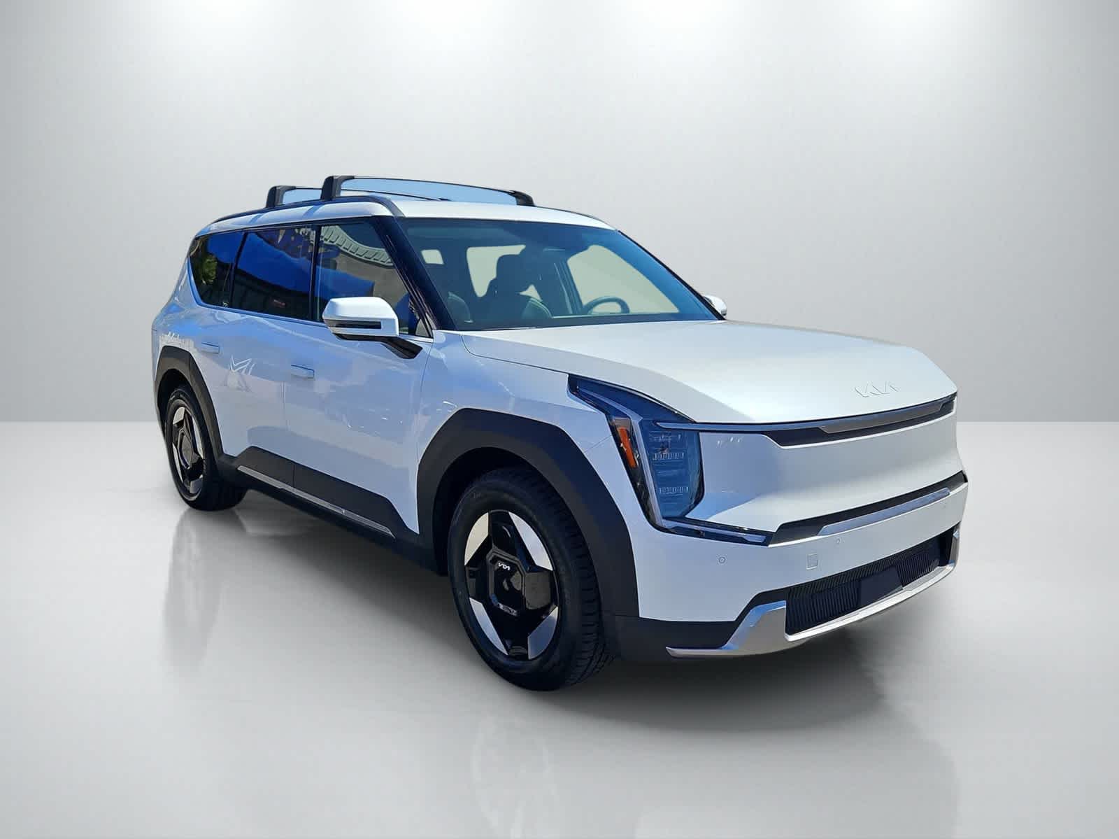 Used 2024 Kia Ev9 Wind with VIN KNDAFFS54R6029929 for sale in Las Vegas, NV