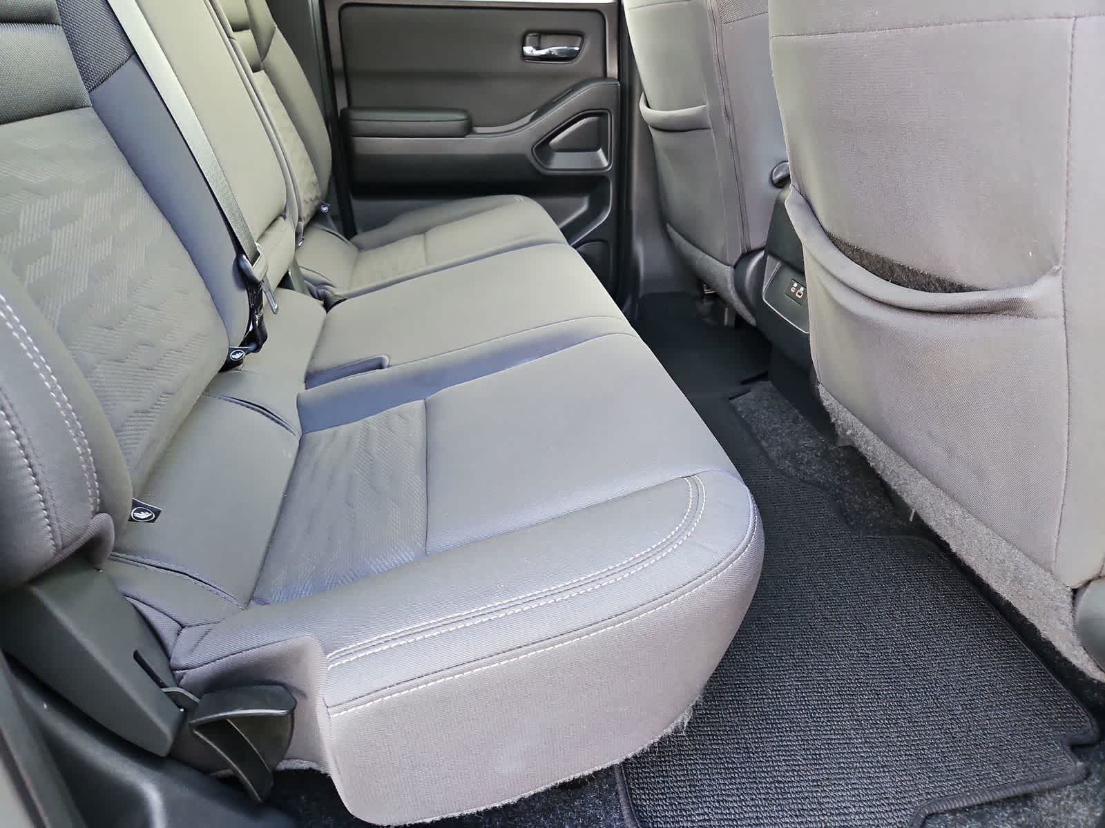 Thumbnail: 2022 Nissan Frontier - 20