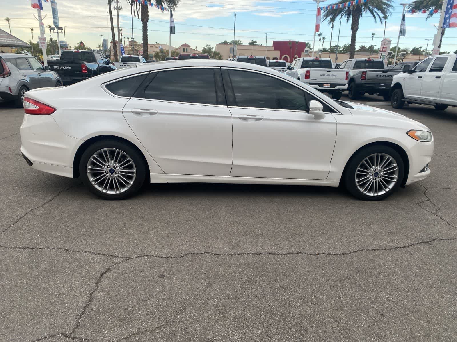 Thumbnail: 2014 Ford Fusion - 4