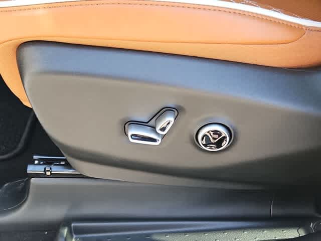 Thumbnail: 2026 Chrysler Pacifica - 17