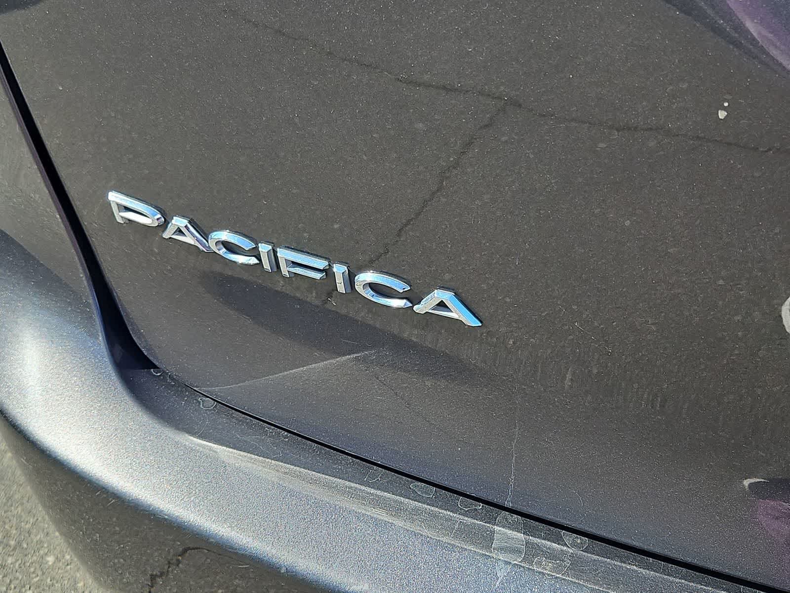 Thumbnail: 2022 Chrysler Pacifica - 16