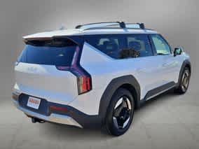Thumbnail: 2024 Kia EV9 - 13