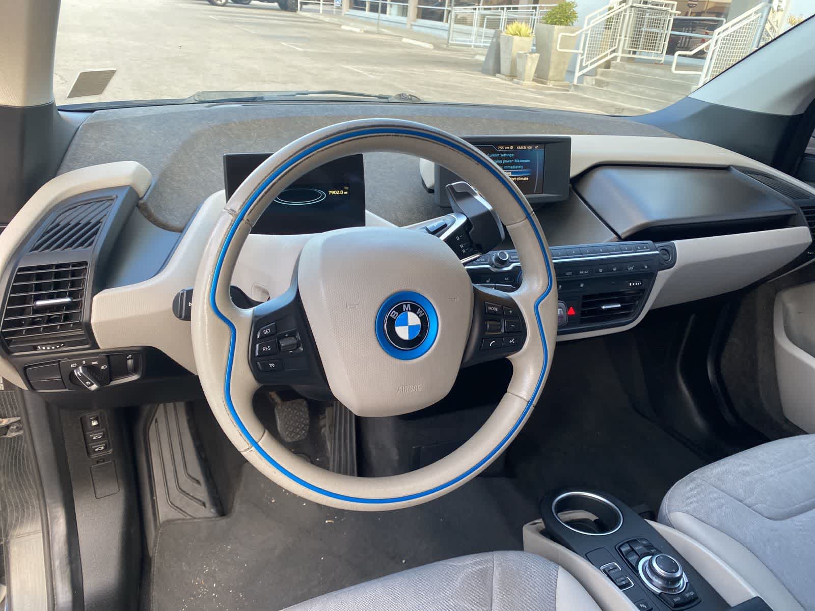 Thumbnail: 2015 BMW i3 - 10