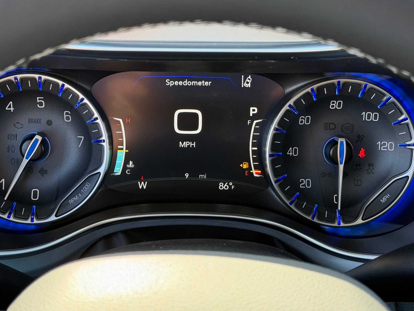 Thumbnail: 2026 Chrysler Pacifica - 17