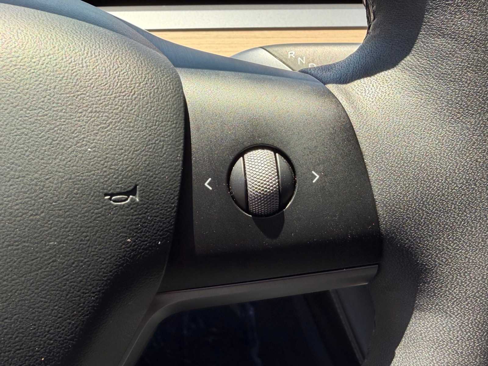Thumbnail: 2021 Tesla Model 3 - 15