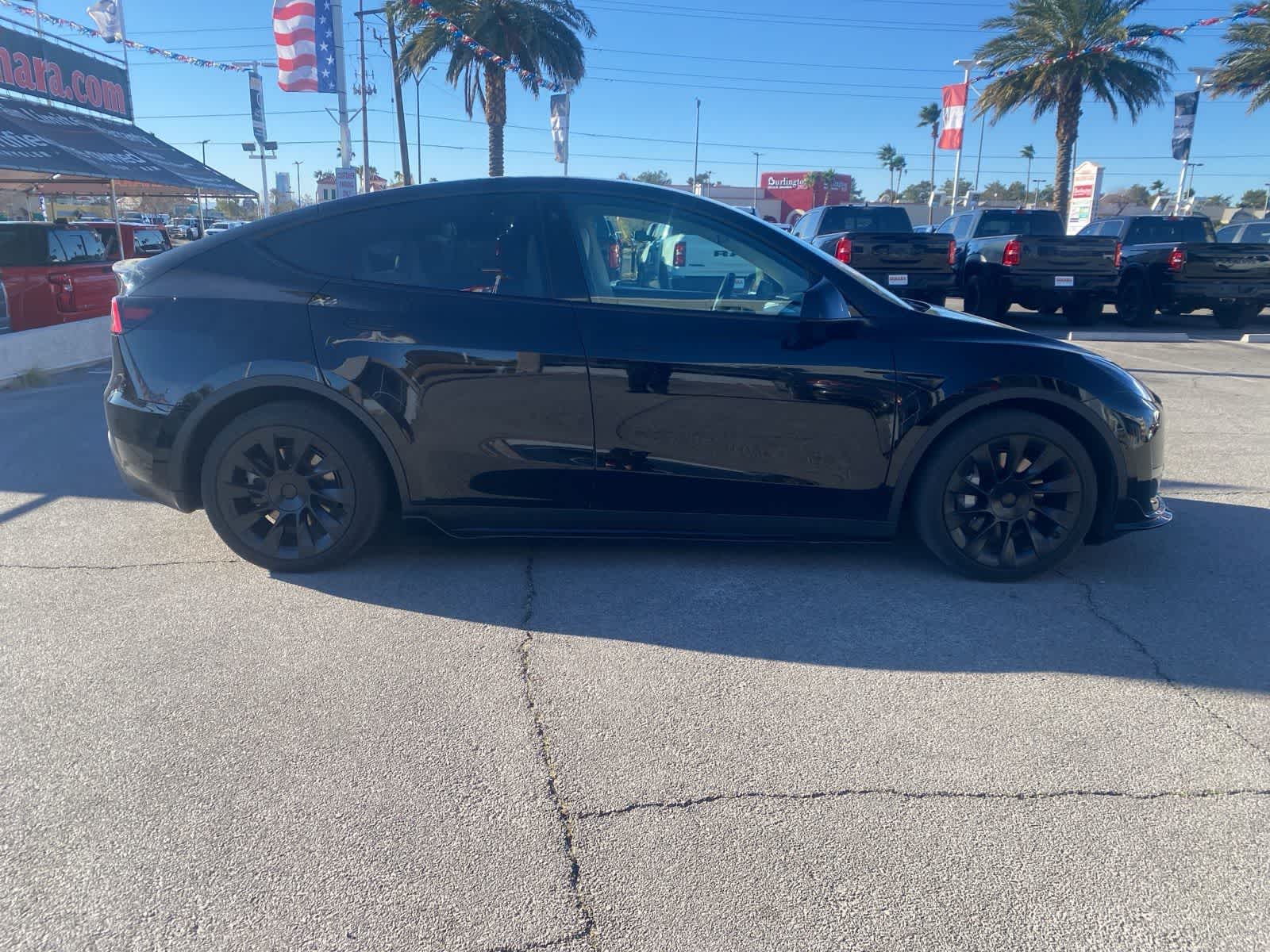 Thumbnail: 2021 Tesla Model Y - 4