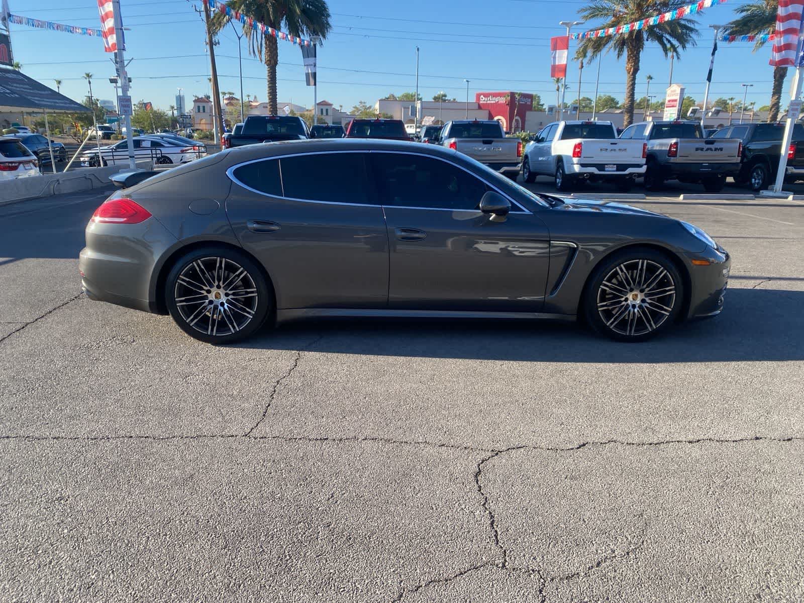 Thumbnail: 2016 Porsche Panamera - 5