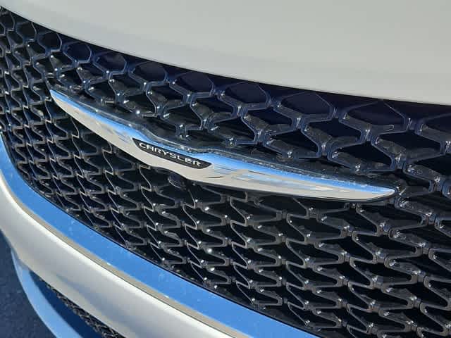 Thumbnail: 2026 Chrysler Pacifica - 11