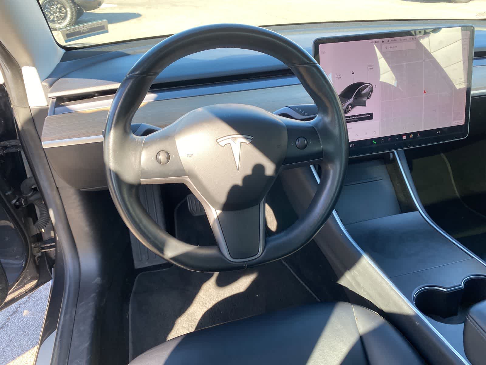 Thumbnail: 2018 Tesla Model 3 - 11