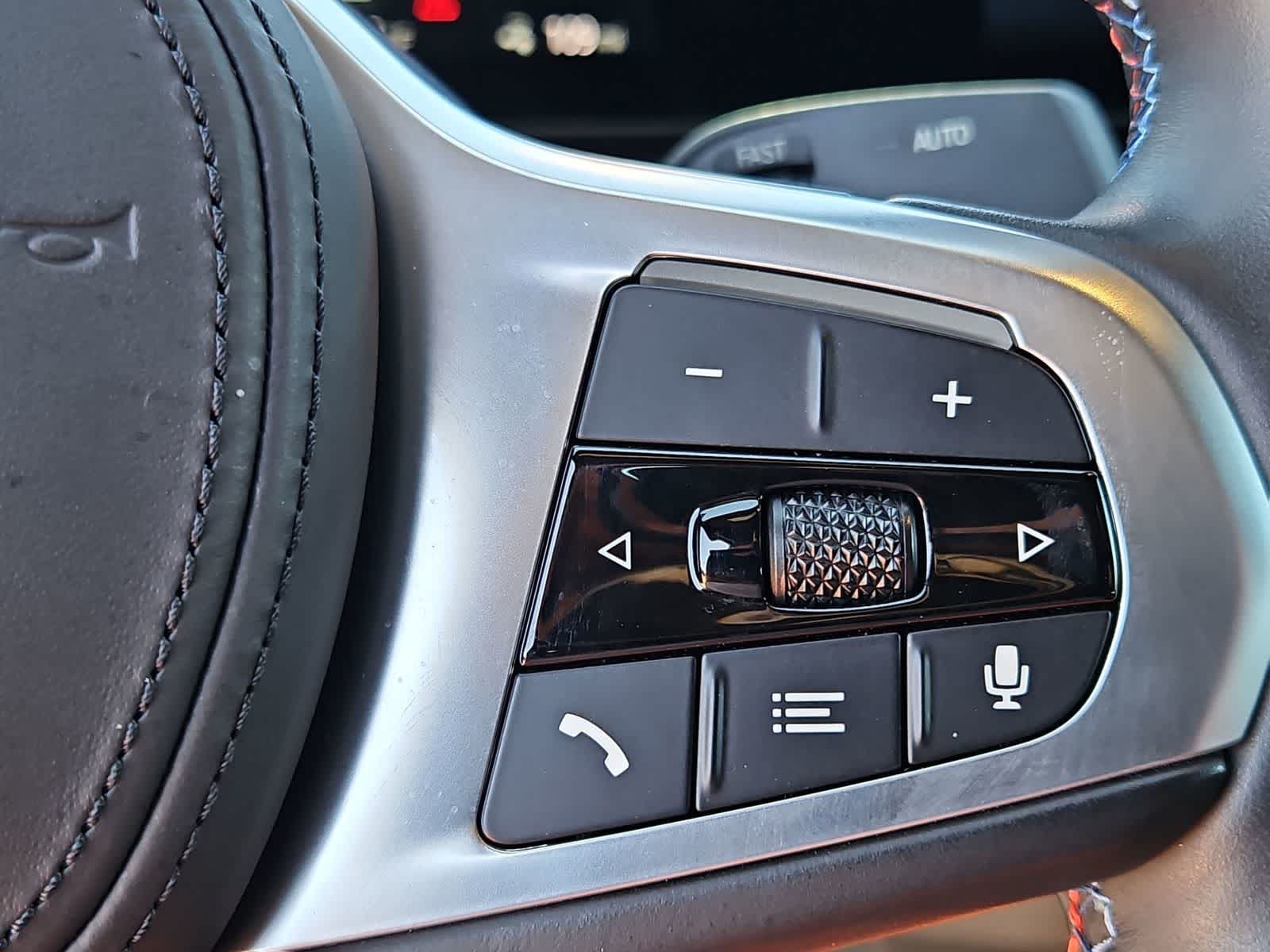 Thumbnail: 2023 BMW i4 - 23