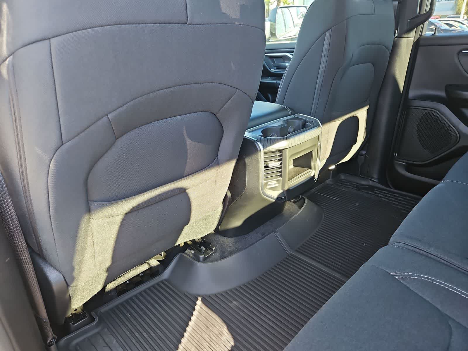 Thumbnail: 2026 RAM 1500 - 18