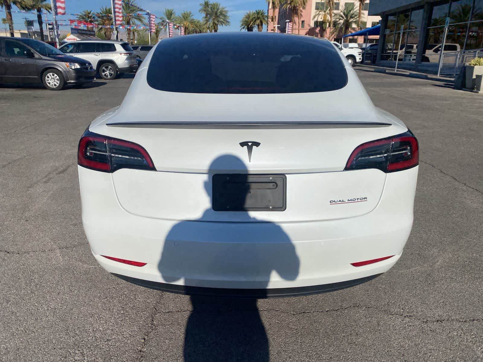 Thumbnail: 2022 Tesla Model 3 - 7