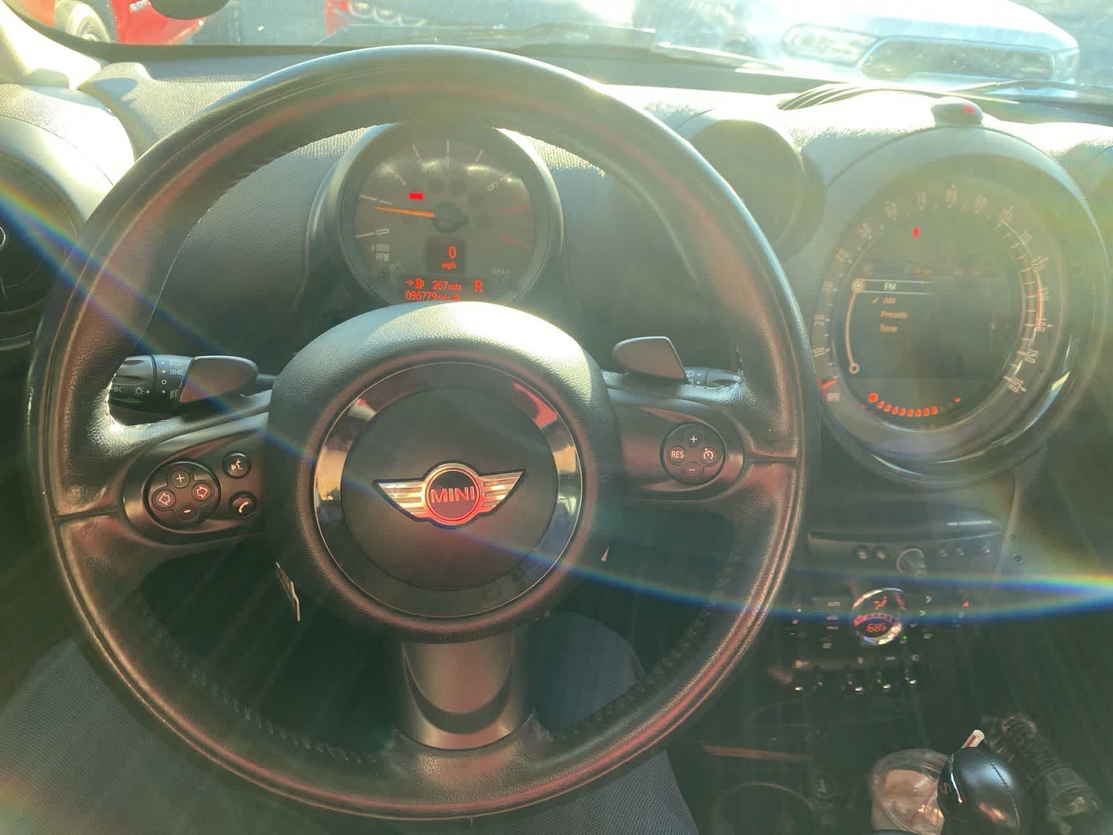 Thumbnail: 2015 MINI Cooper Countryman - 15