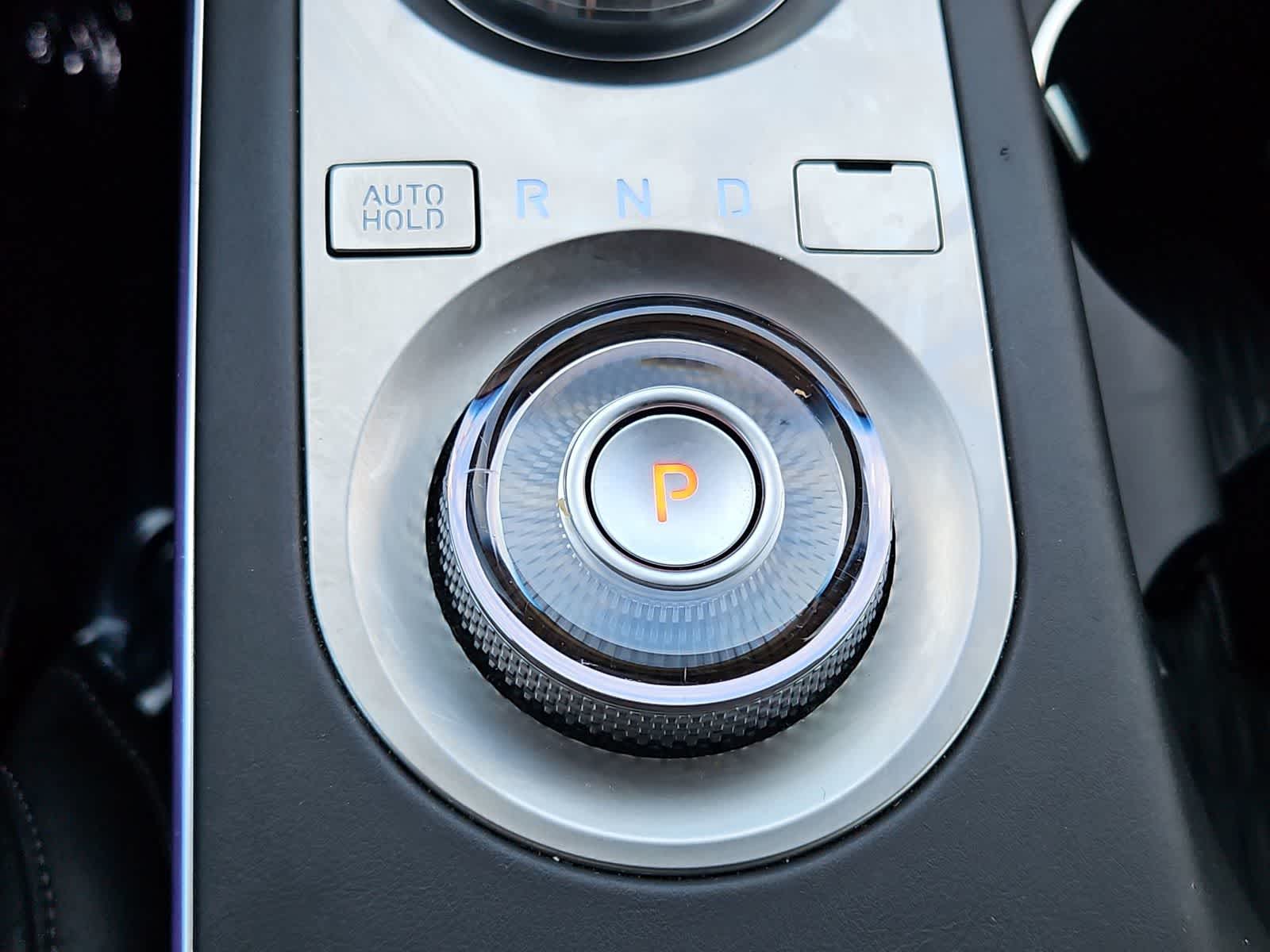 Thumbnail: 2025 Genesis GV70 - 32