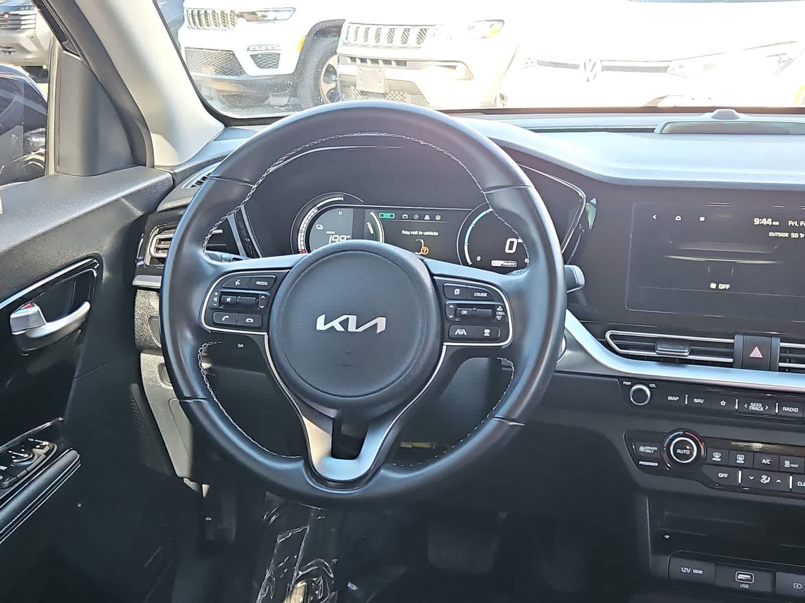 Thumbnail: 2022 Kia Niro - 23