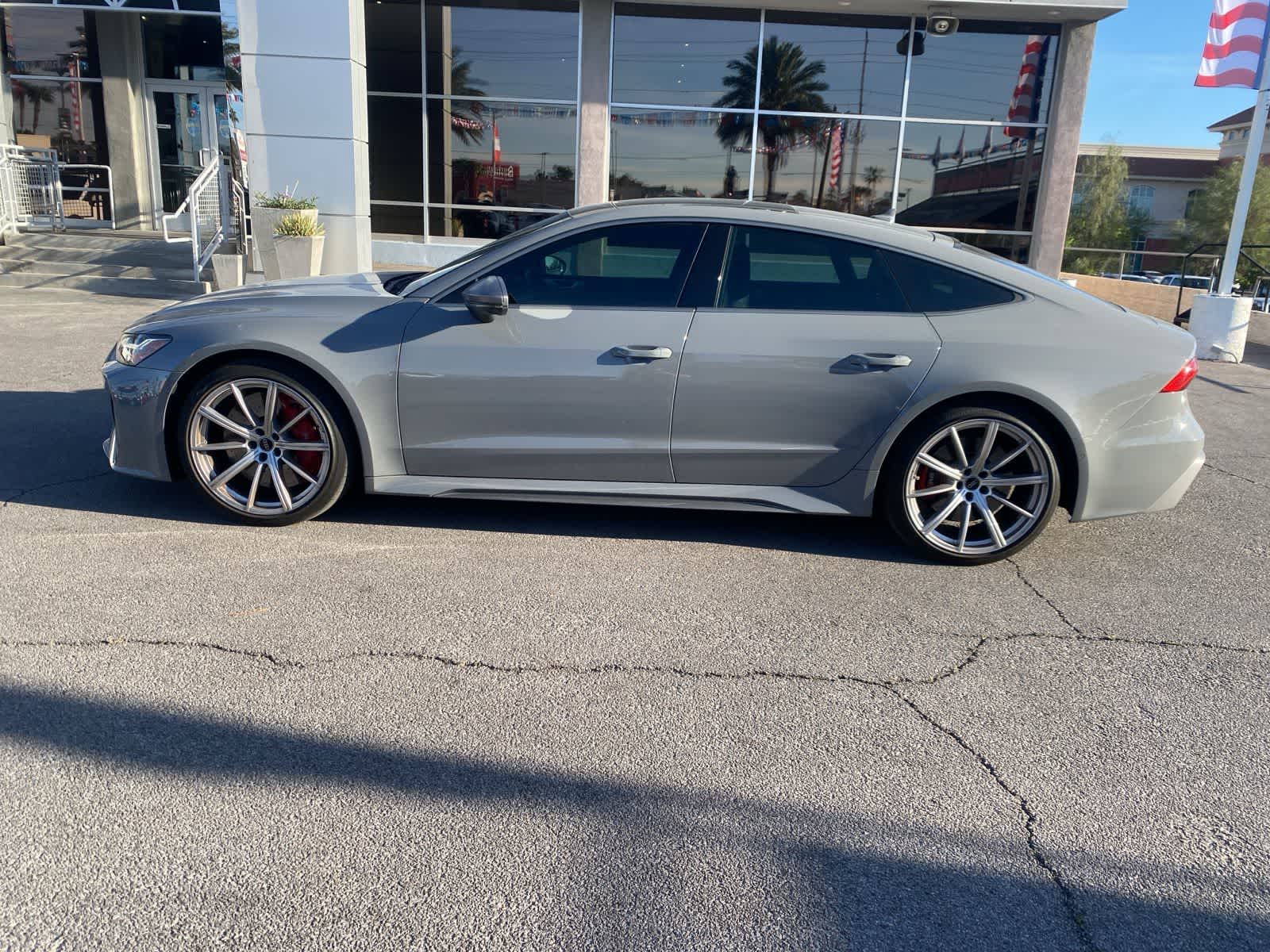 Thumbnail: 2024 Audi RS 7 - 9