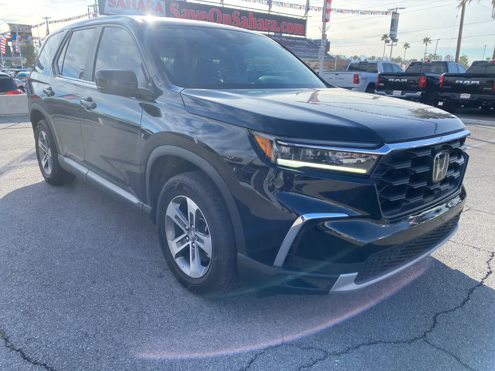 Thumbnail: 2024 Honda Pilot - 3