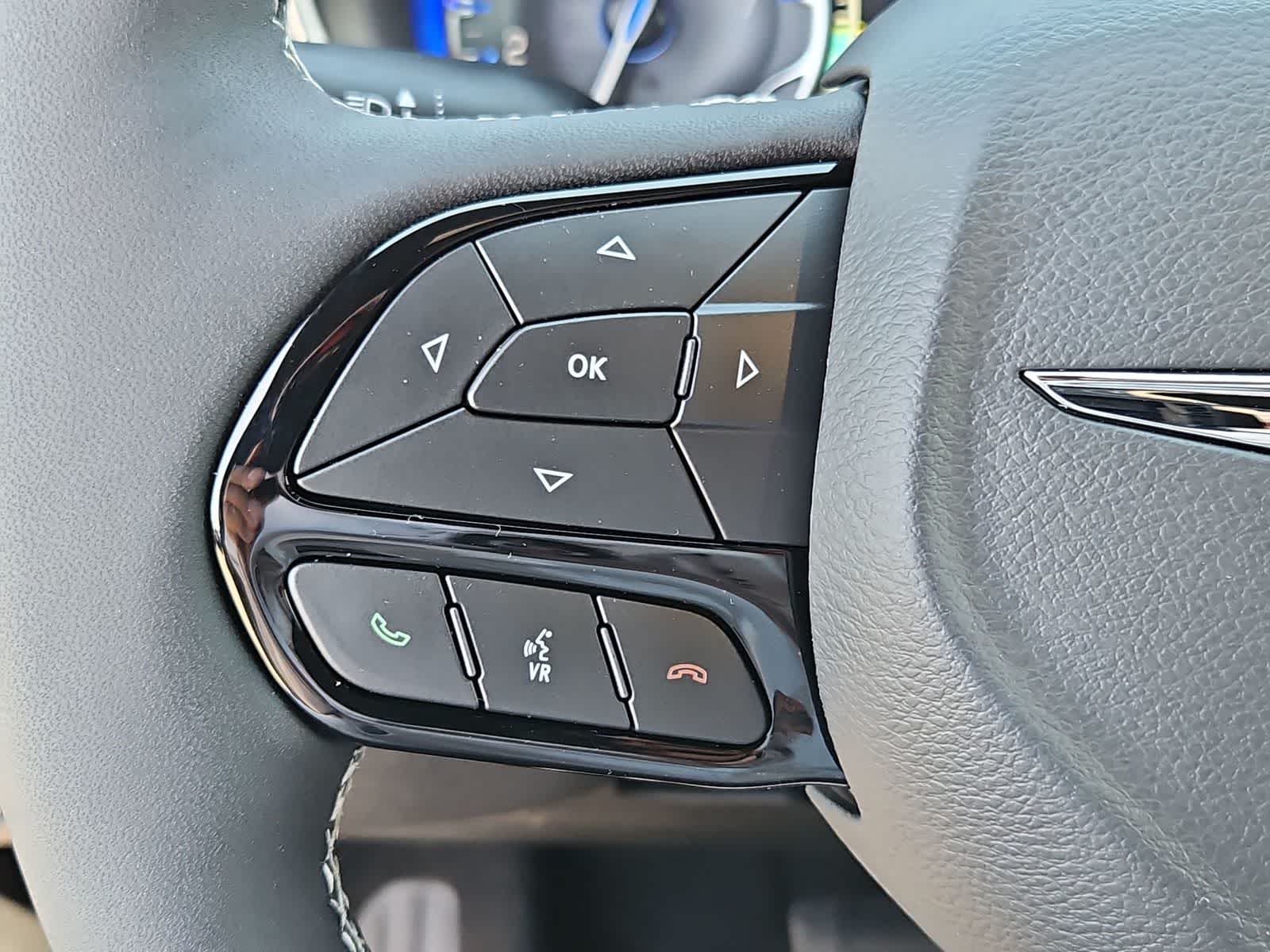 Thumbnail: 2026 Chrysler Pacifica - 23
