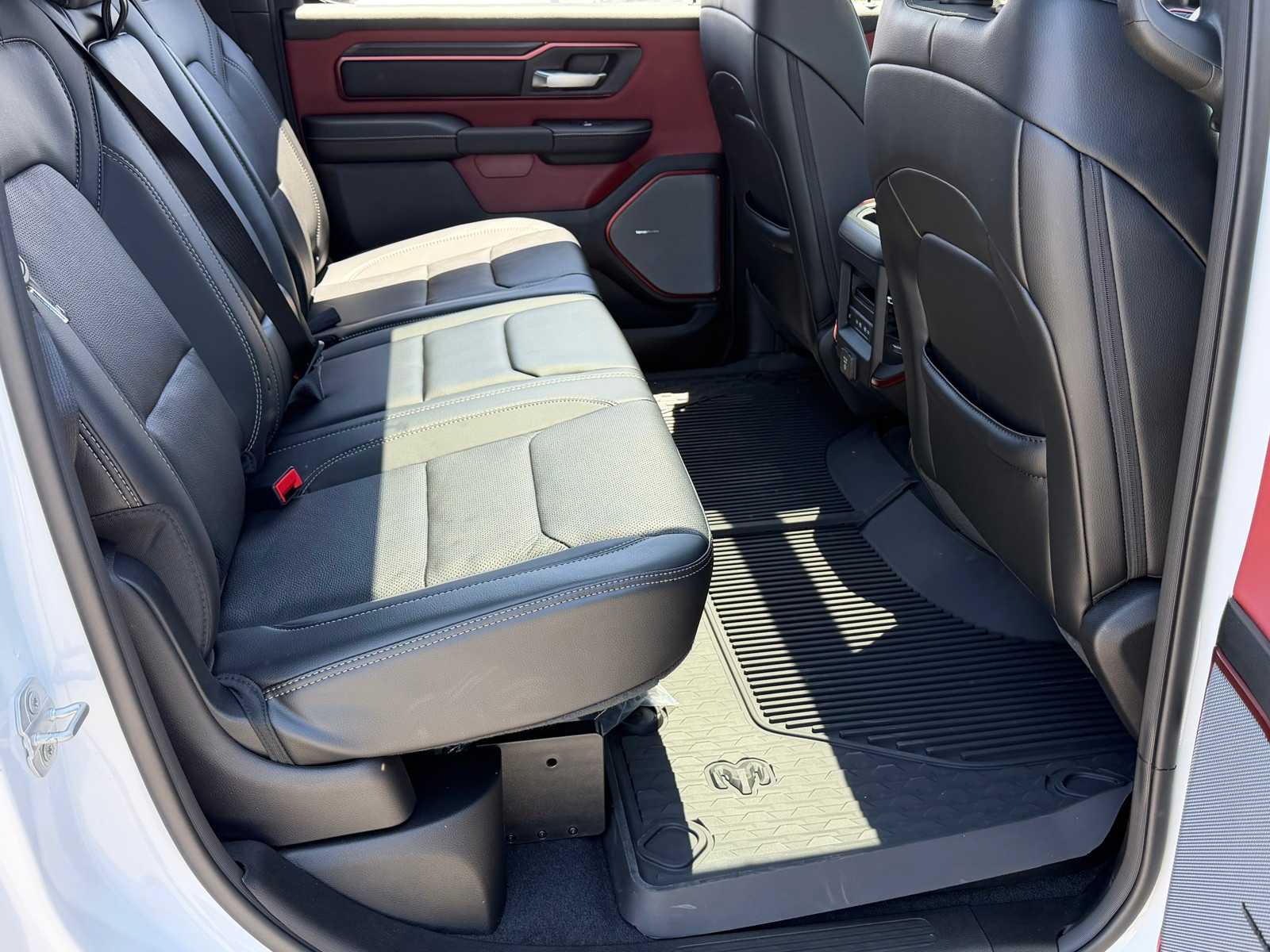Thumbnail: 2026 RAM 1500 - 29