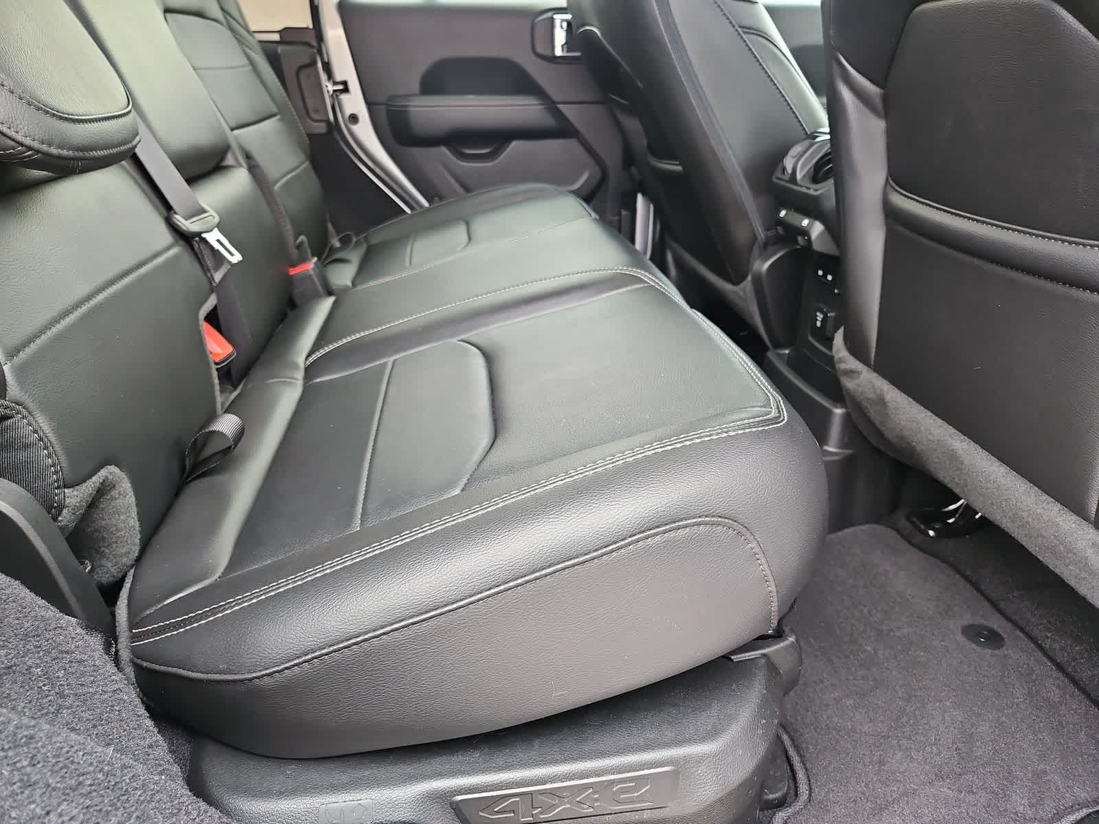 Thumbnail: 2023 Jeep Wrangler - 20