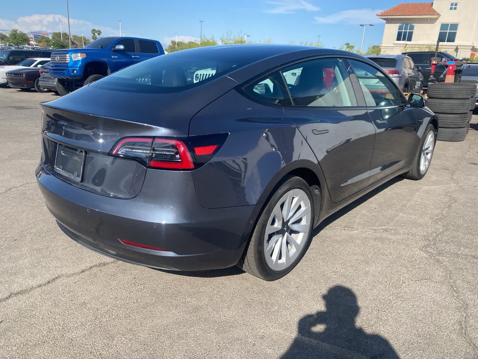 Thumbnail: 2022 Tesla Model 3 - 6
