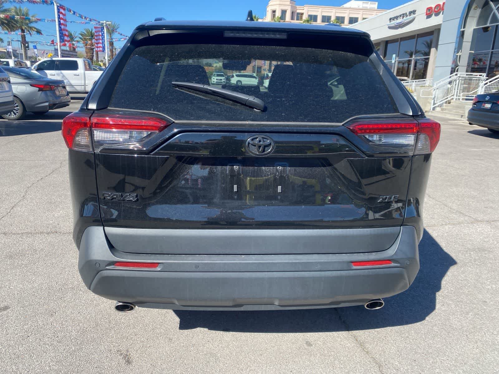 Thumbnail: 2024 Toyota RAV4 - 8