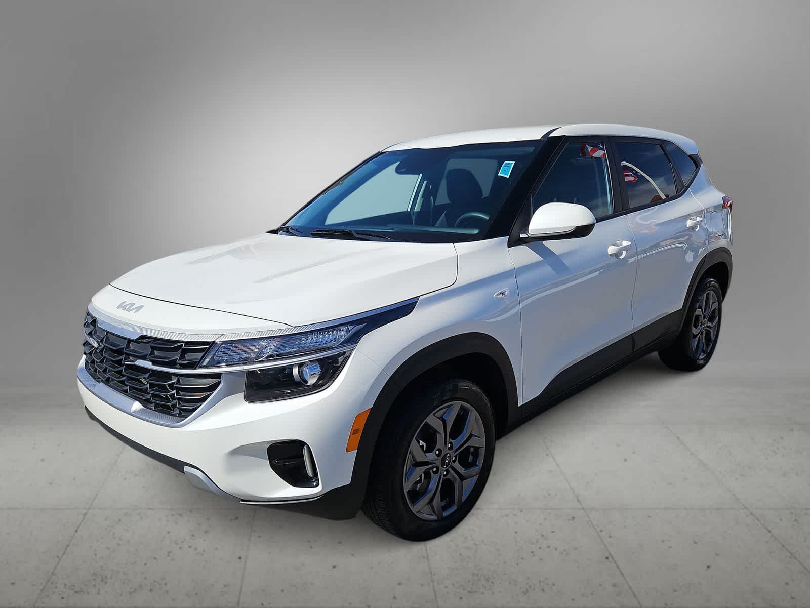 Thumbnail: 2024 Kia Seltos - 4