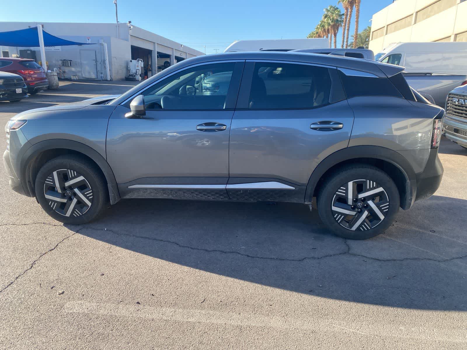 Thumbnail: 2025 Nissan Kicks - 9