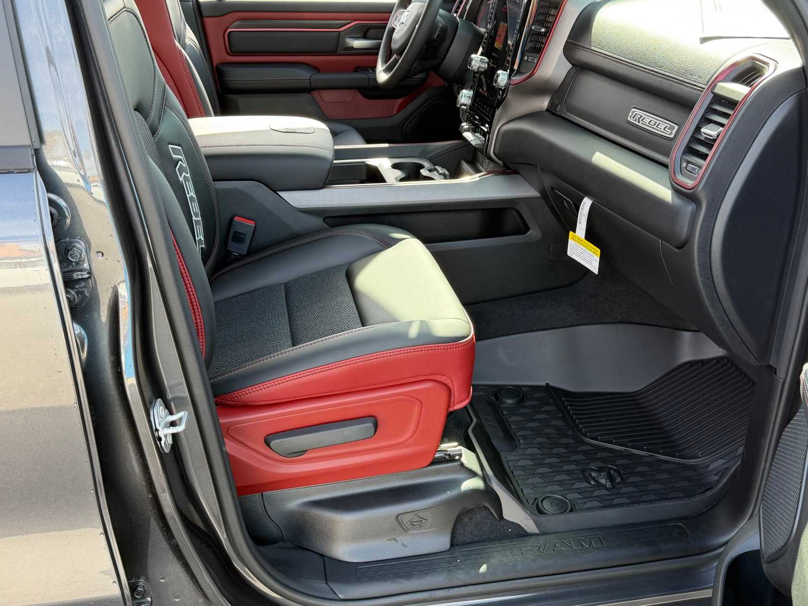 Thumbnail: 2026 RAM 1500 - 29