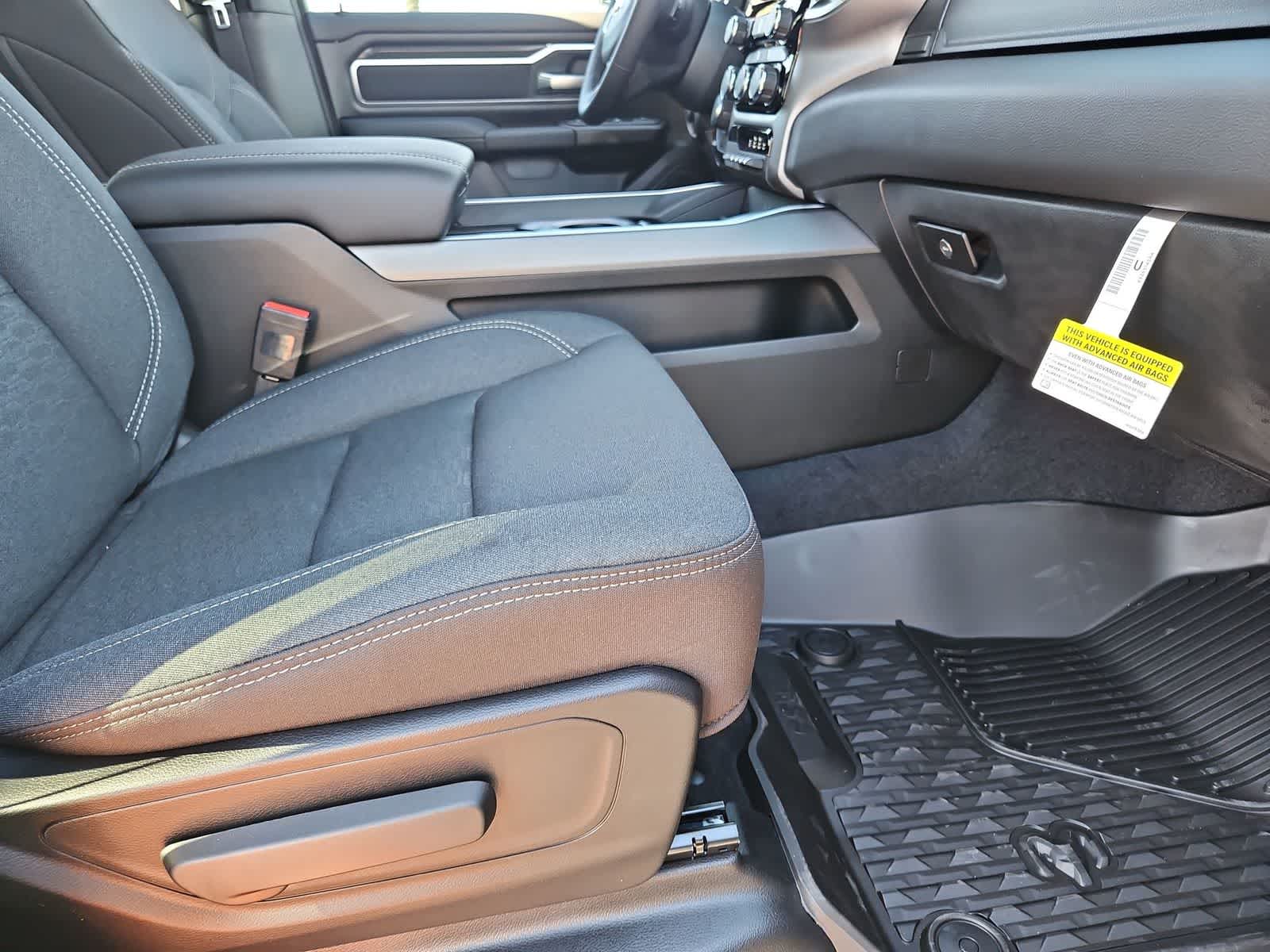 Thumbnail: 2026 RAM 1500 - 21