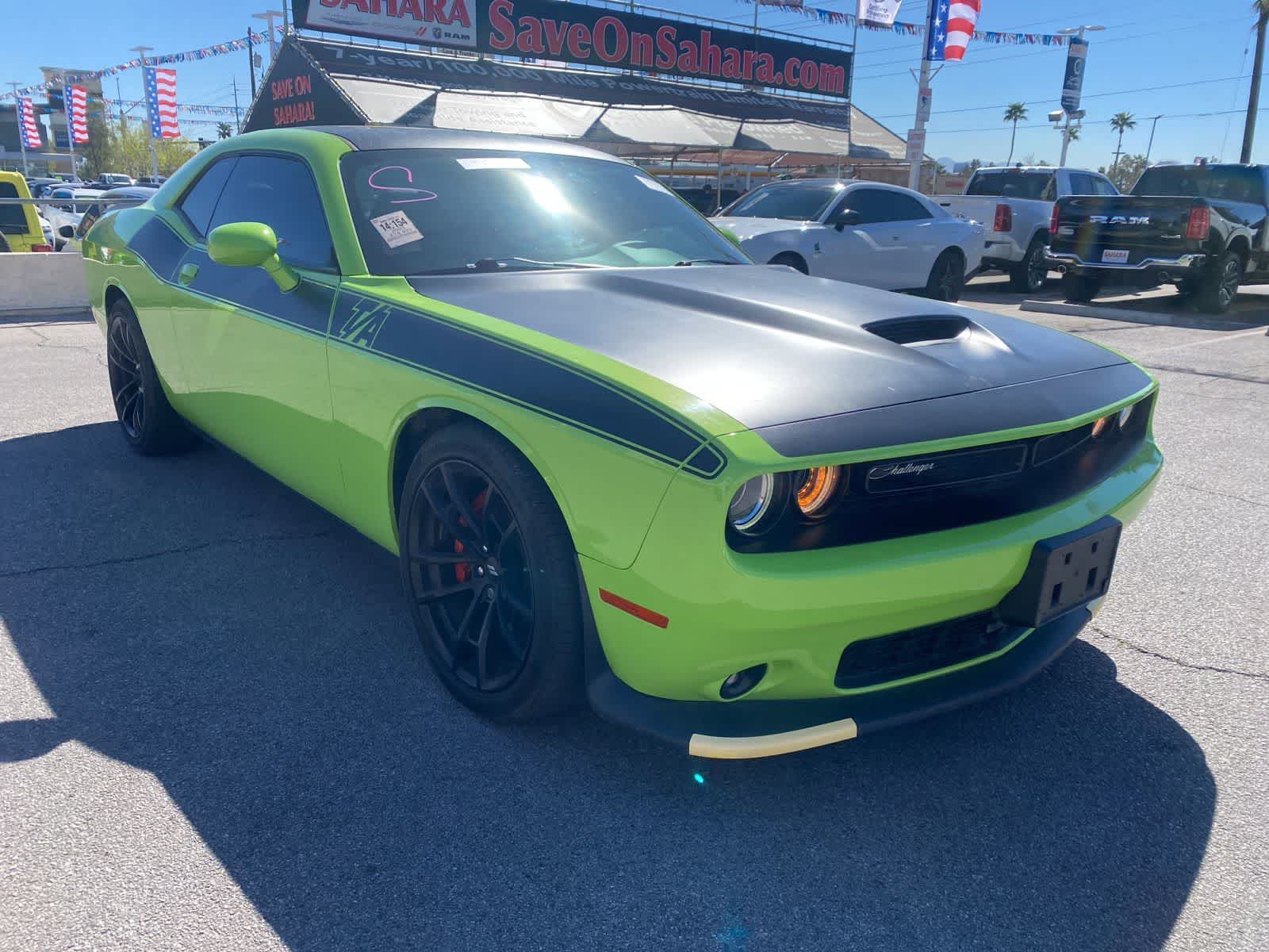 Thumbnail: 2023 Dodge Challenger - 3