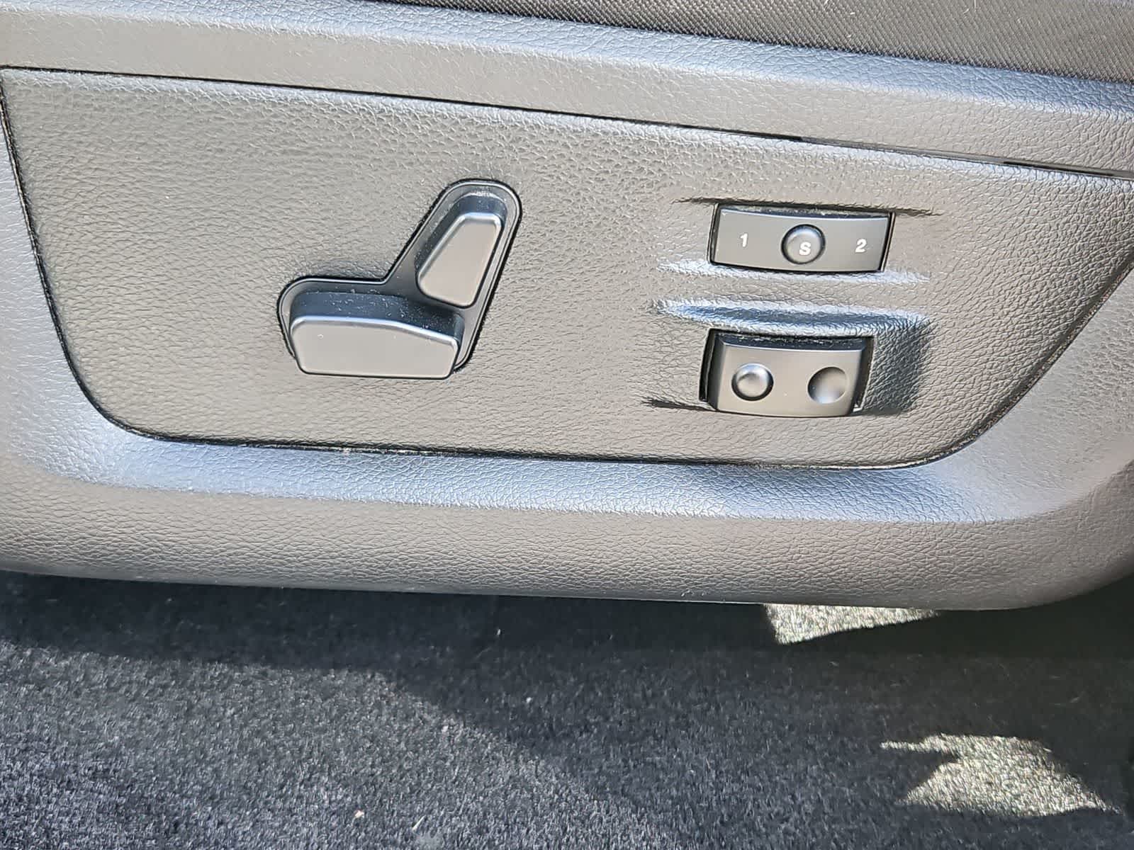 Thumbnail: 2016 RAM 3500 - 19