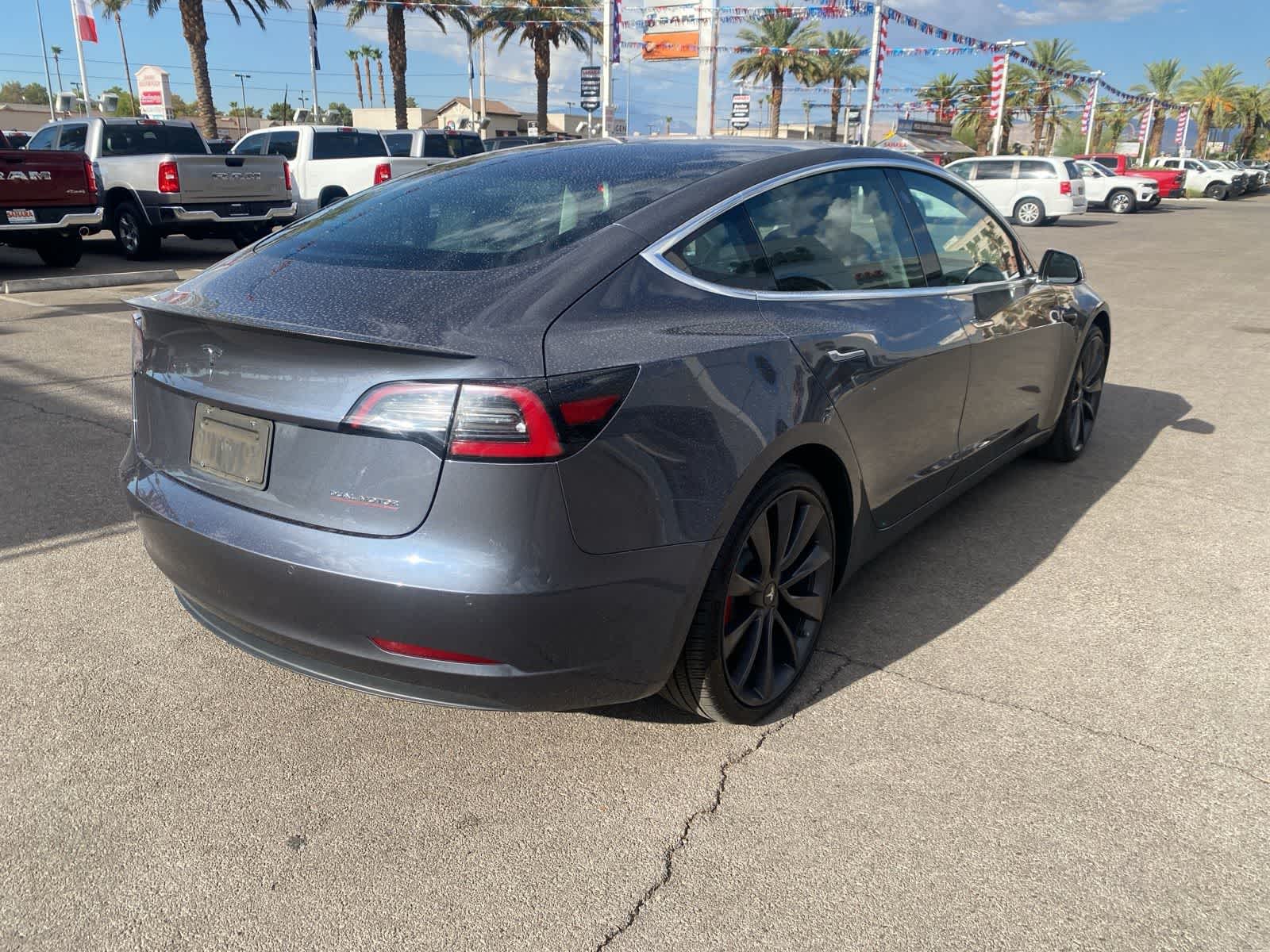 Thumbnail: 2020 Tesla Model 3 - 7