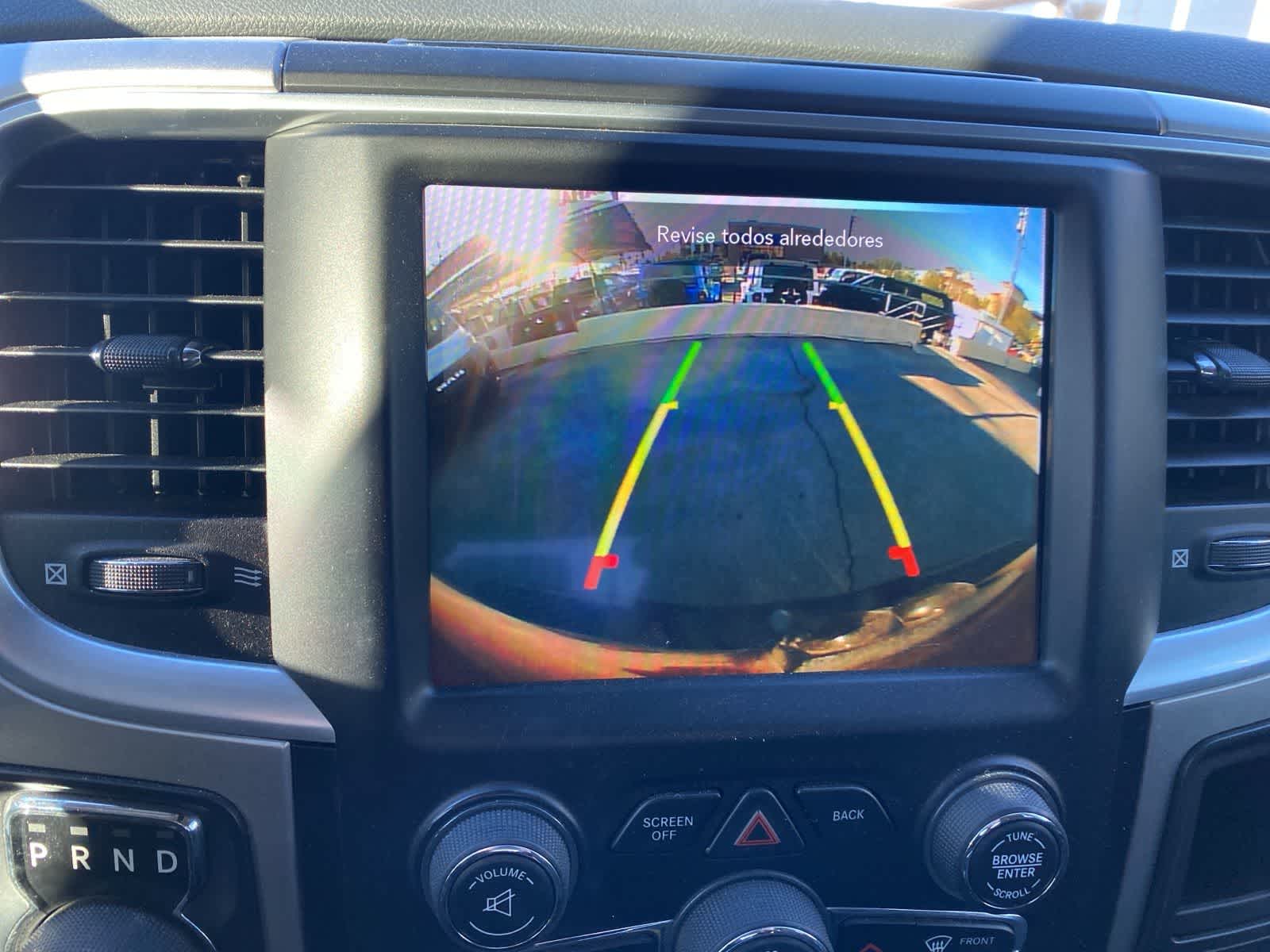 Thumbnail: 2019 RAM 1500 Classic - 15