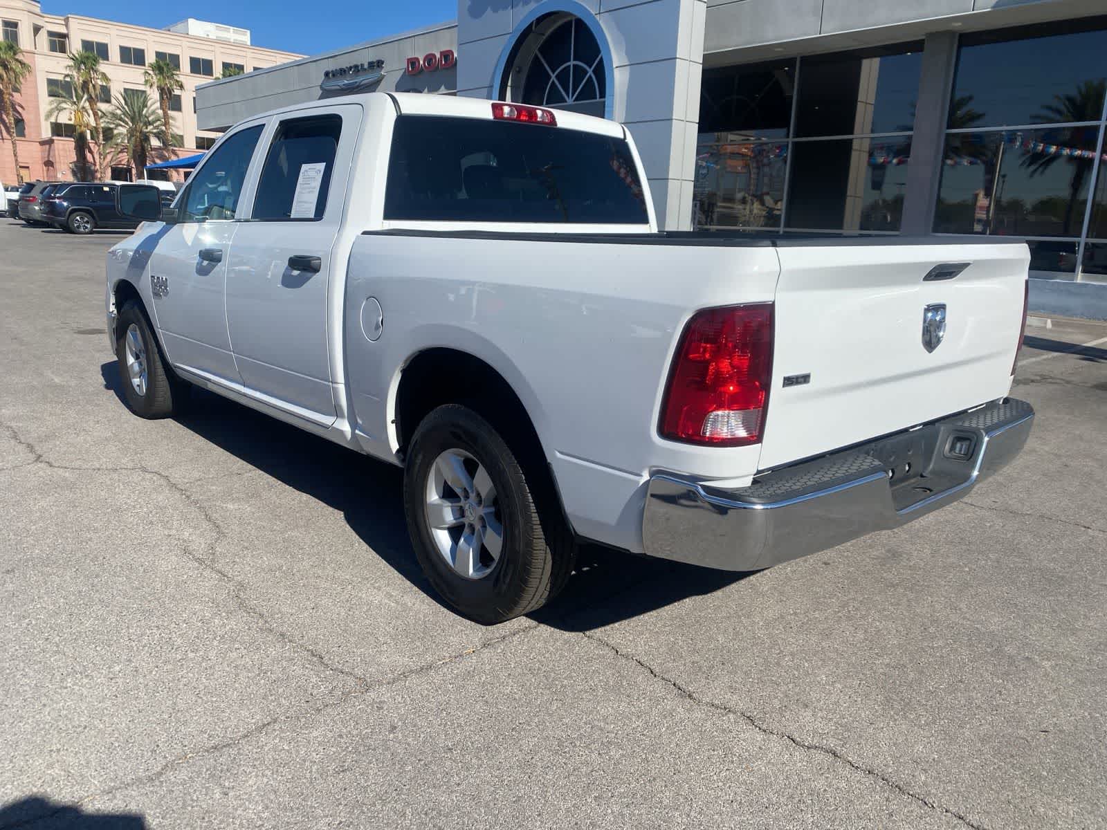 Thumbnail: 2022 RAM 1500 Classic - 9