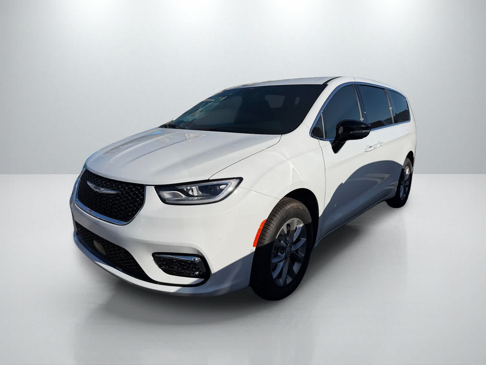Thumbnail: 2026 Chrysler Pacifica - 1