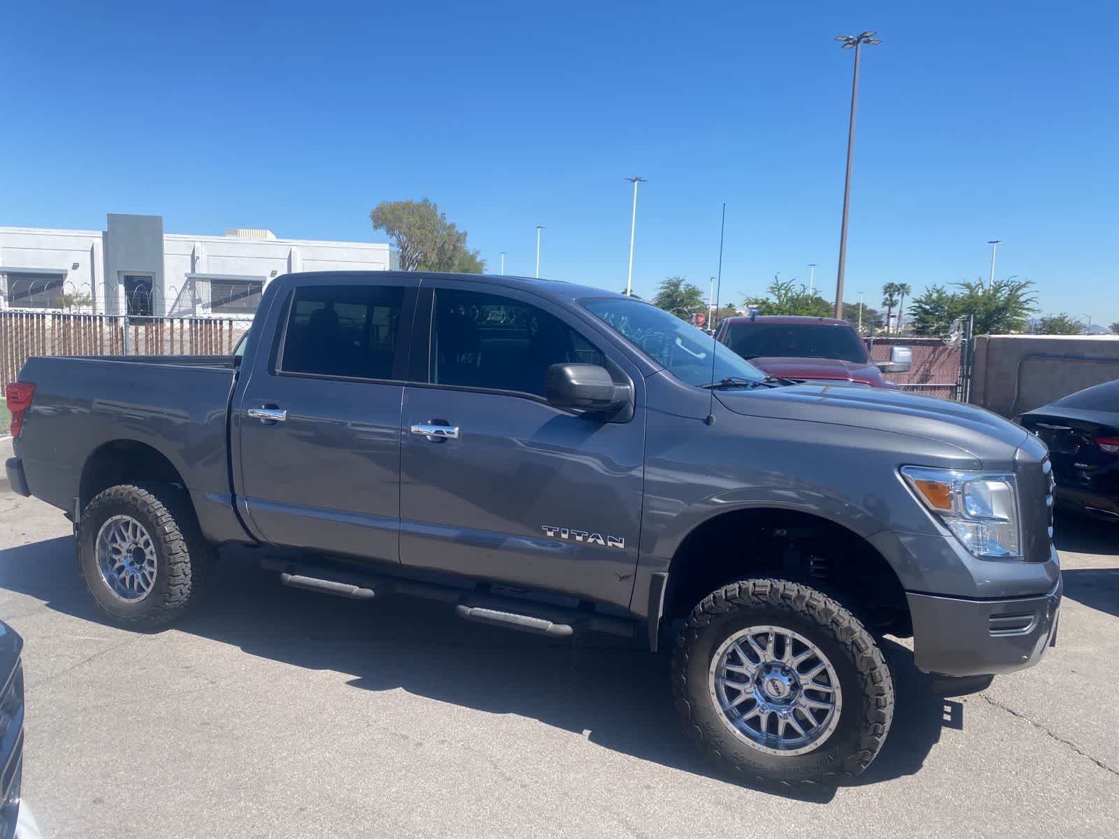 Thumbnail: 2021 Nissan Titan - 4