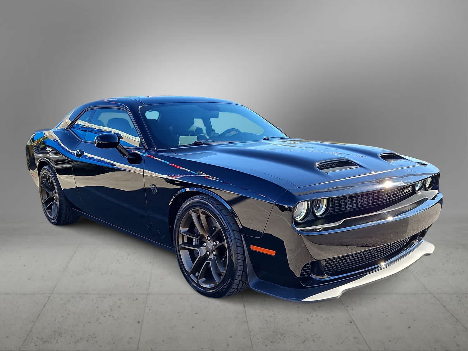 2023 Dodge Challenger SRT8 Hellcat photo 2