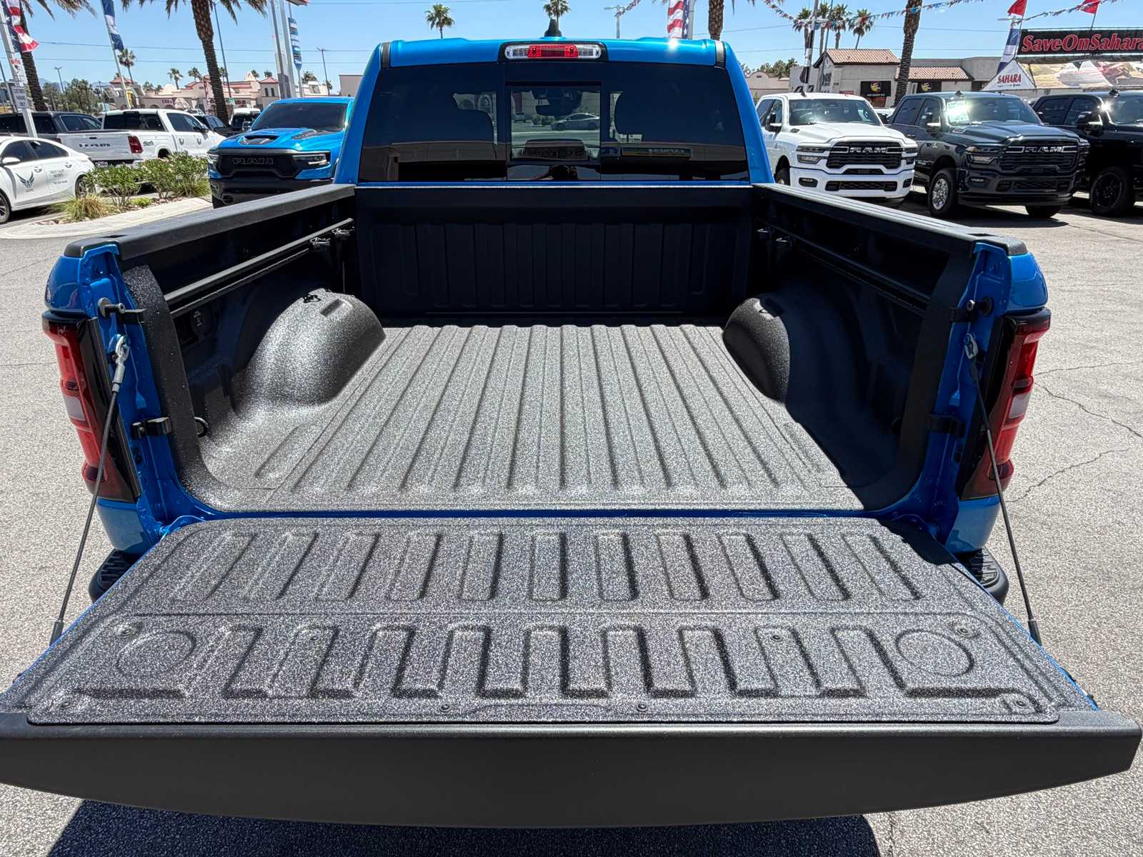 Thumbnail: 2026 RAM 1500 - 32