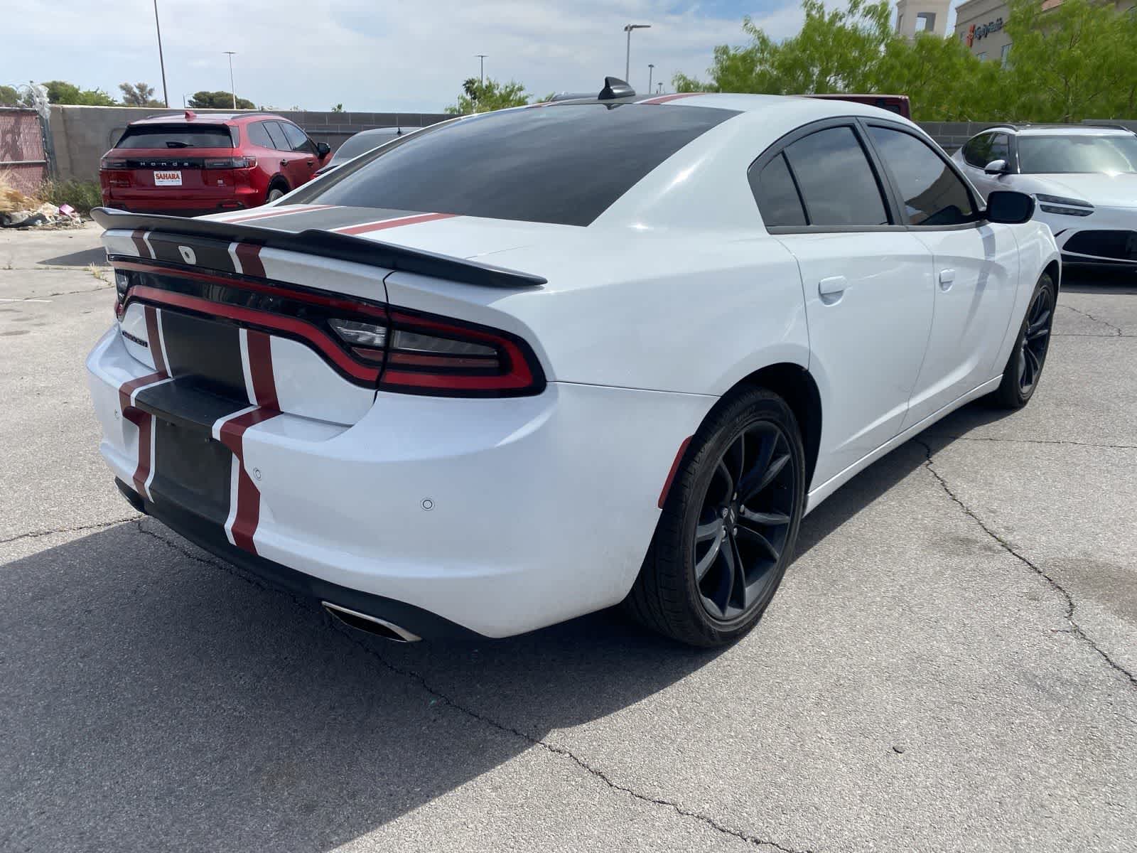 Thumbnail: 2018 Dodge Charger - 7