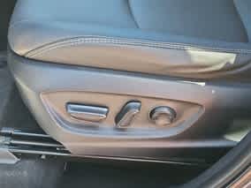 Thumbnail: 2022 Toyota Corolla Cross - 22