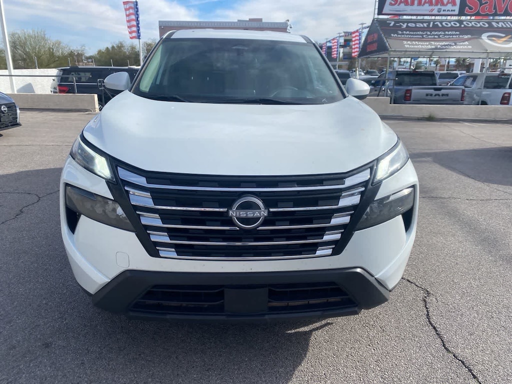 Used 2024 Nissan Rogue SV SUV