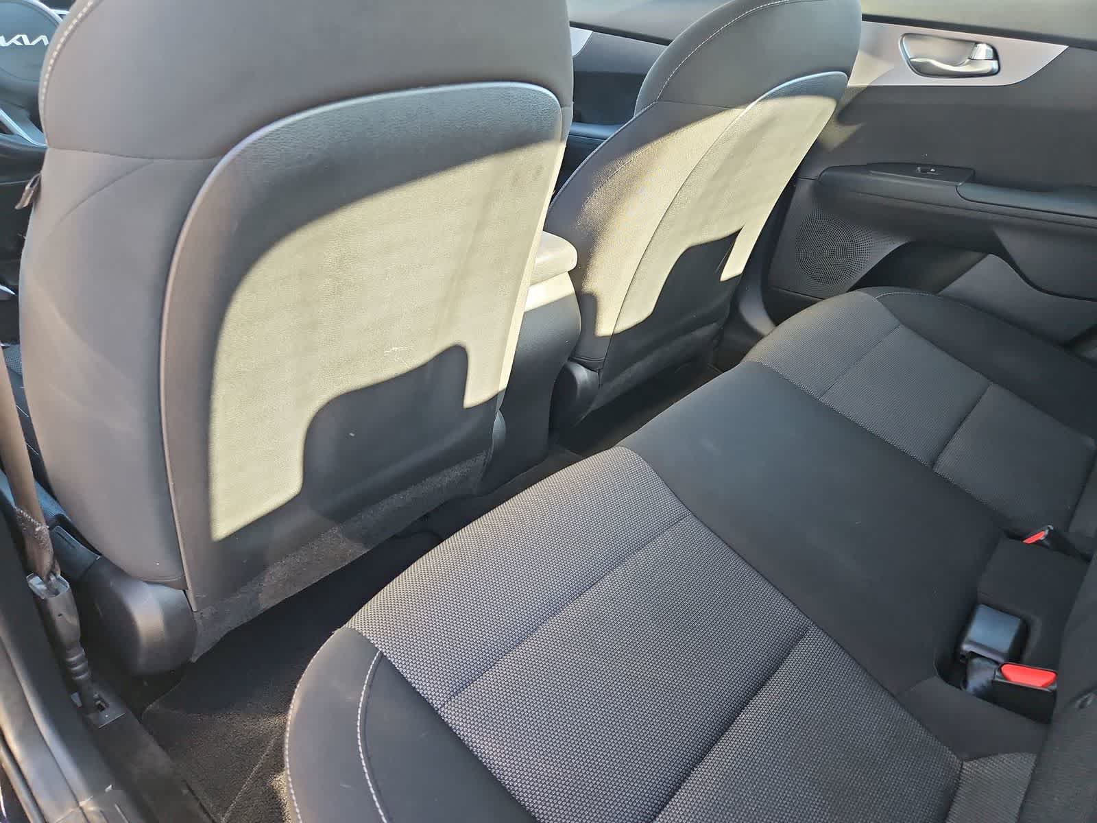 Thumbnail: 2023 Kia Forte - 18