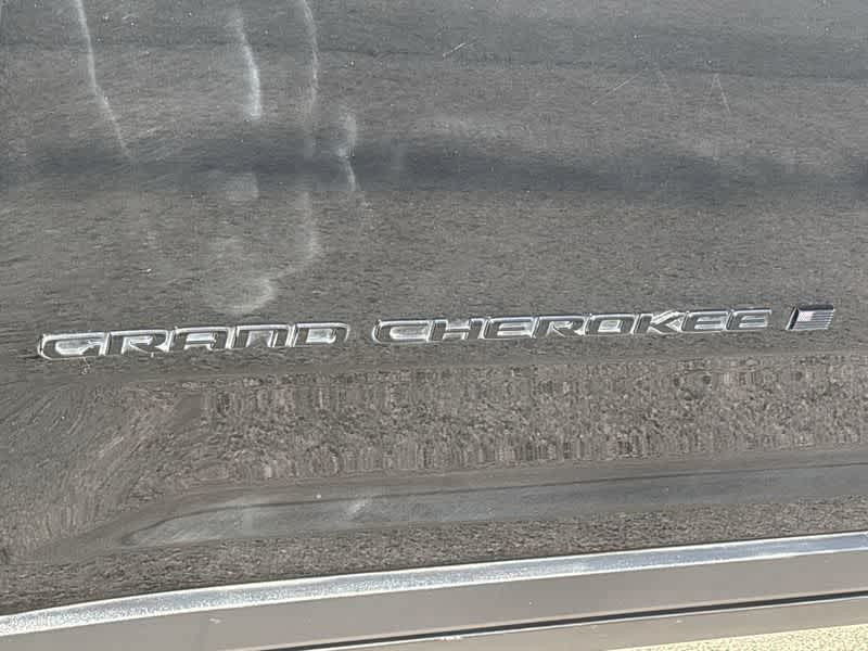 Thumbnail: 2024 Jeep Grand Cherokee L - 12