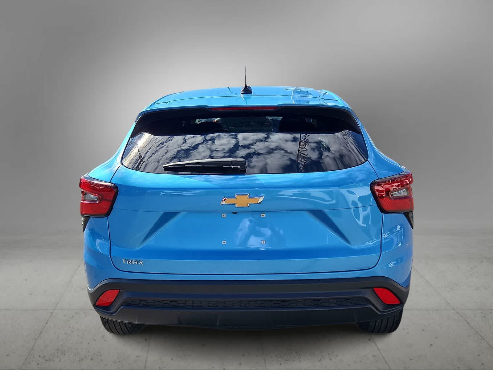 Thumbnail: 2025 Chevrolet Trax - 8
